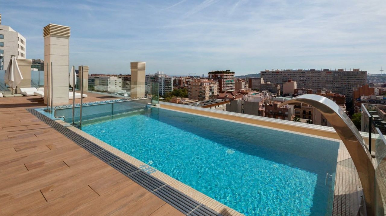 Flat in Barcelona, Spain, 84 sq.m - picture 1