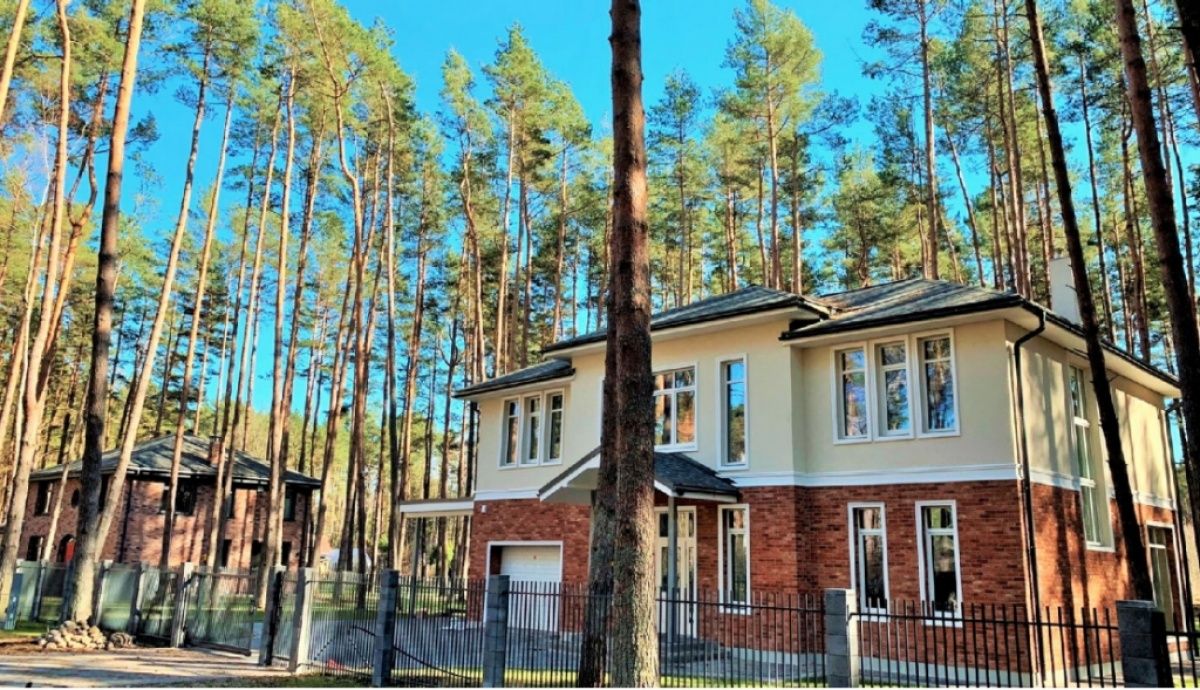 Maison à Jūrmala, Lettonie, 326 m2 - image 1