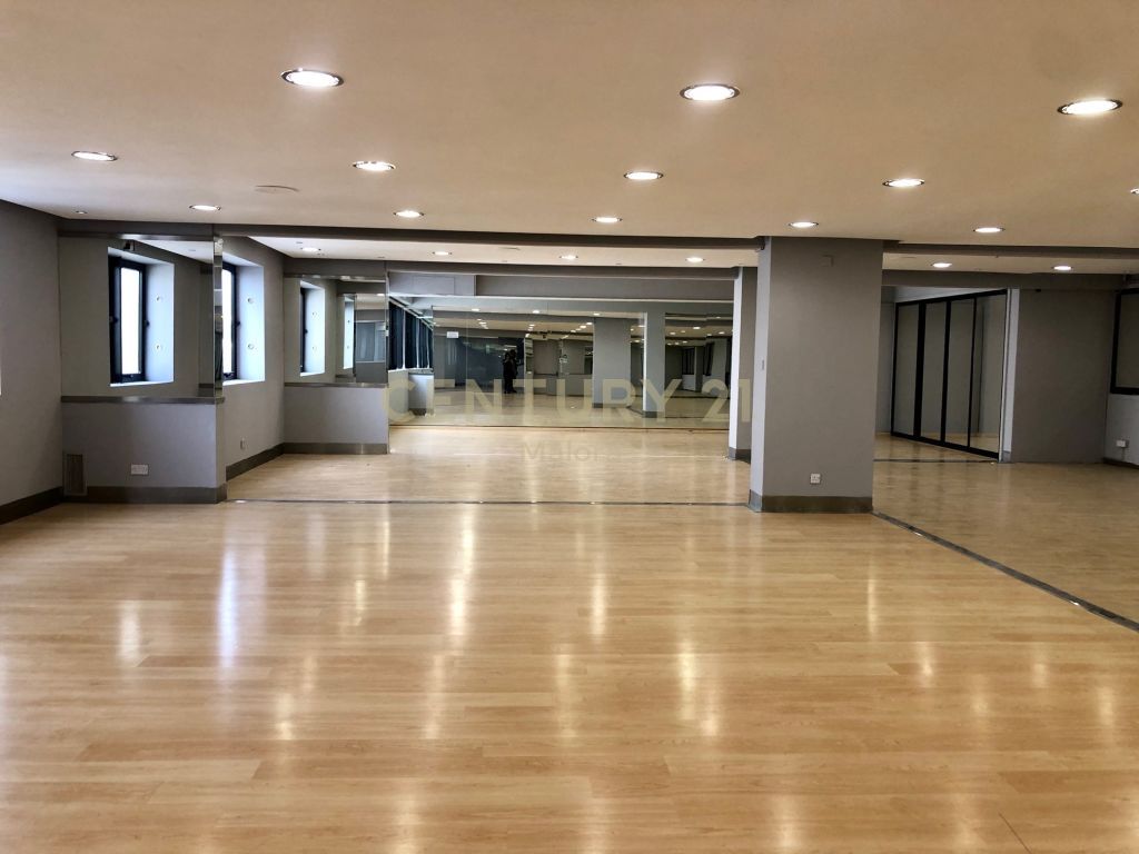 Büro in Limassol, Zypern, 350 m2 - Foto 1