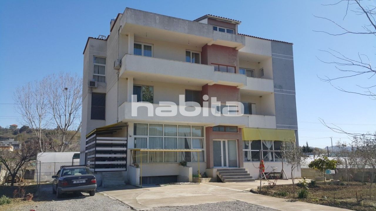 Villa in Tirana, Albanien, 200 m2 - Foto 1