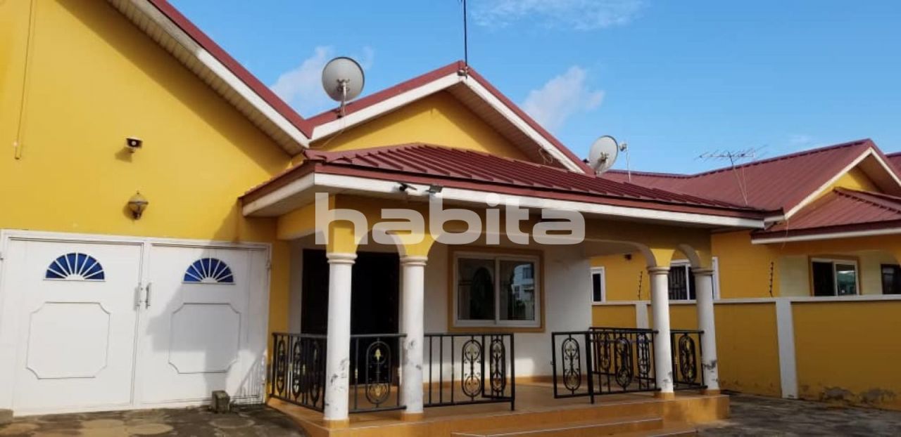 House Ledzokuku-Krowor, Ghana, 220 sq.m - picture 1