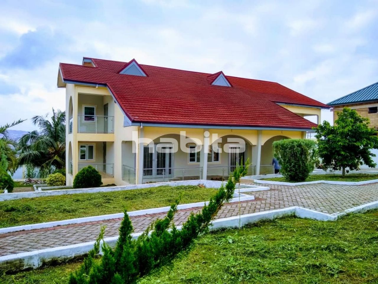Villa Gbawe, Ghana, 350 sq.m - picture 1