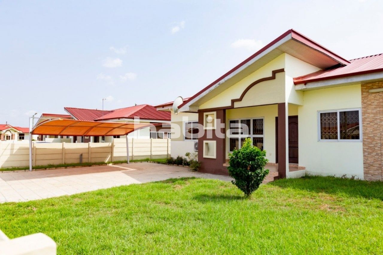 Casa Oyibi, Ghana, 100 m2 - imagen 1