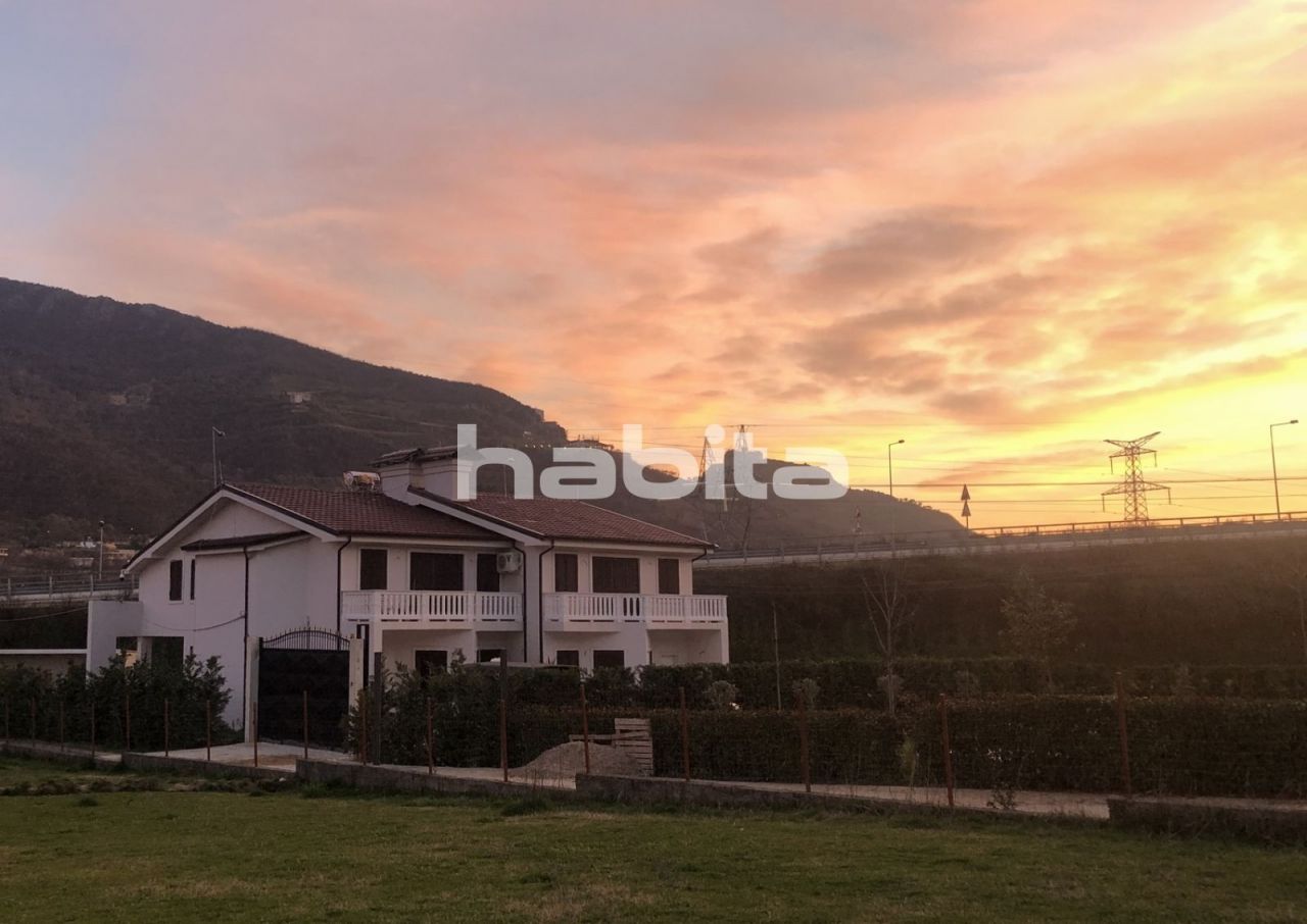 Villa Petrelë, Albania, 430 sq.m - picture 1