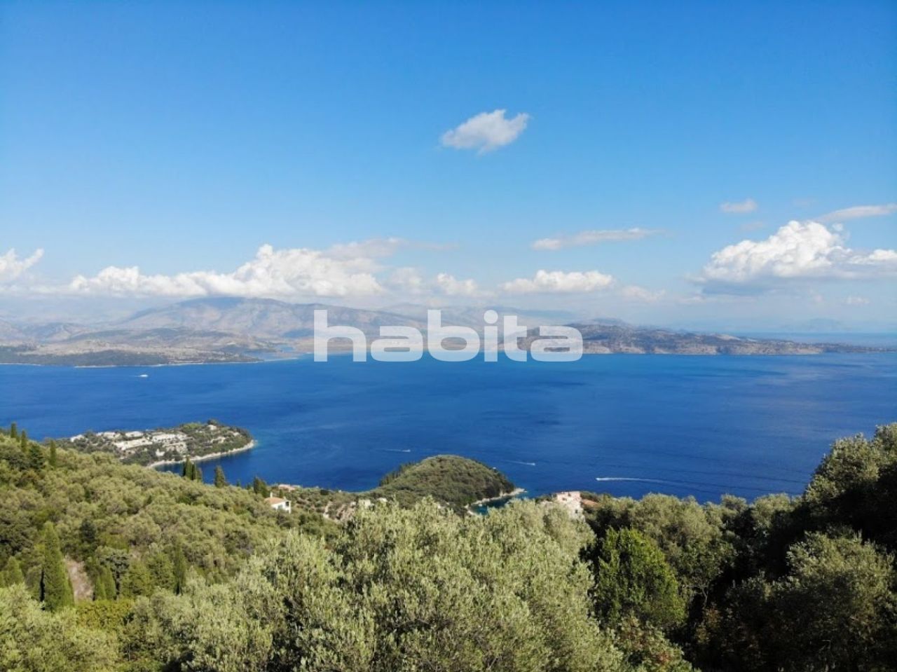 Land in Corfu, Greece, 4 048 sq.m - picture 1