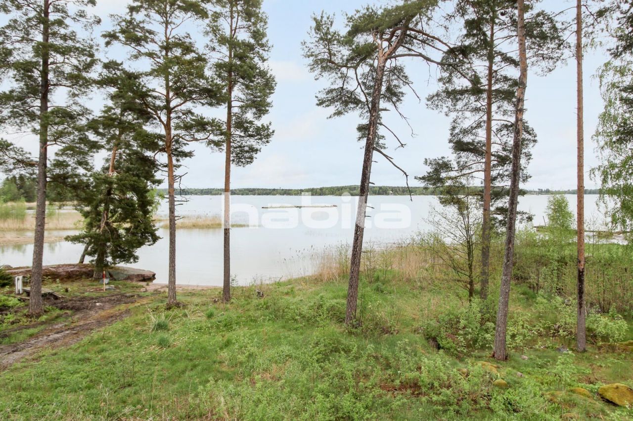 Grundstück in Porvoo, Finnland, 2 956 m2 - Foto 1
