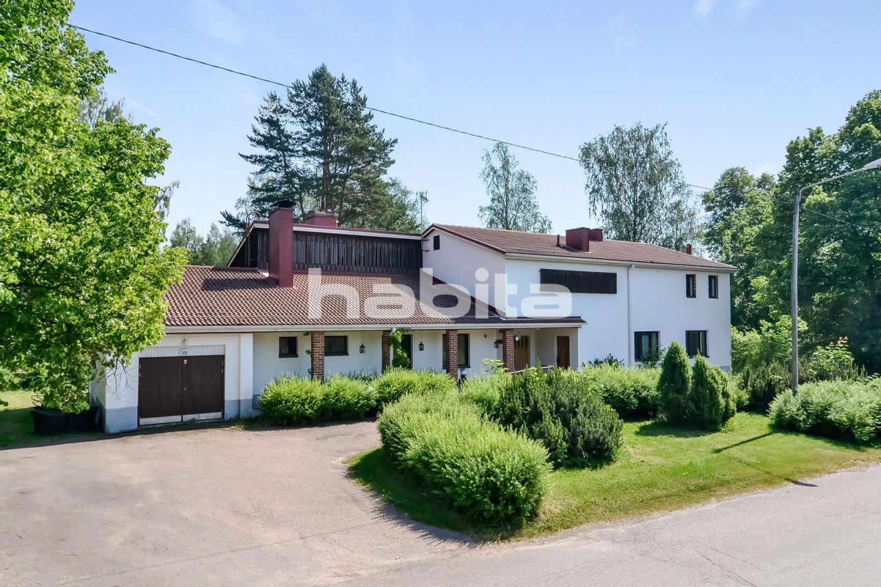 House in Kouvola, Finland, 423 sq.m - picture 1