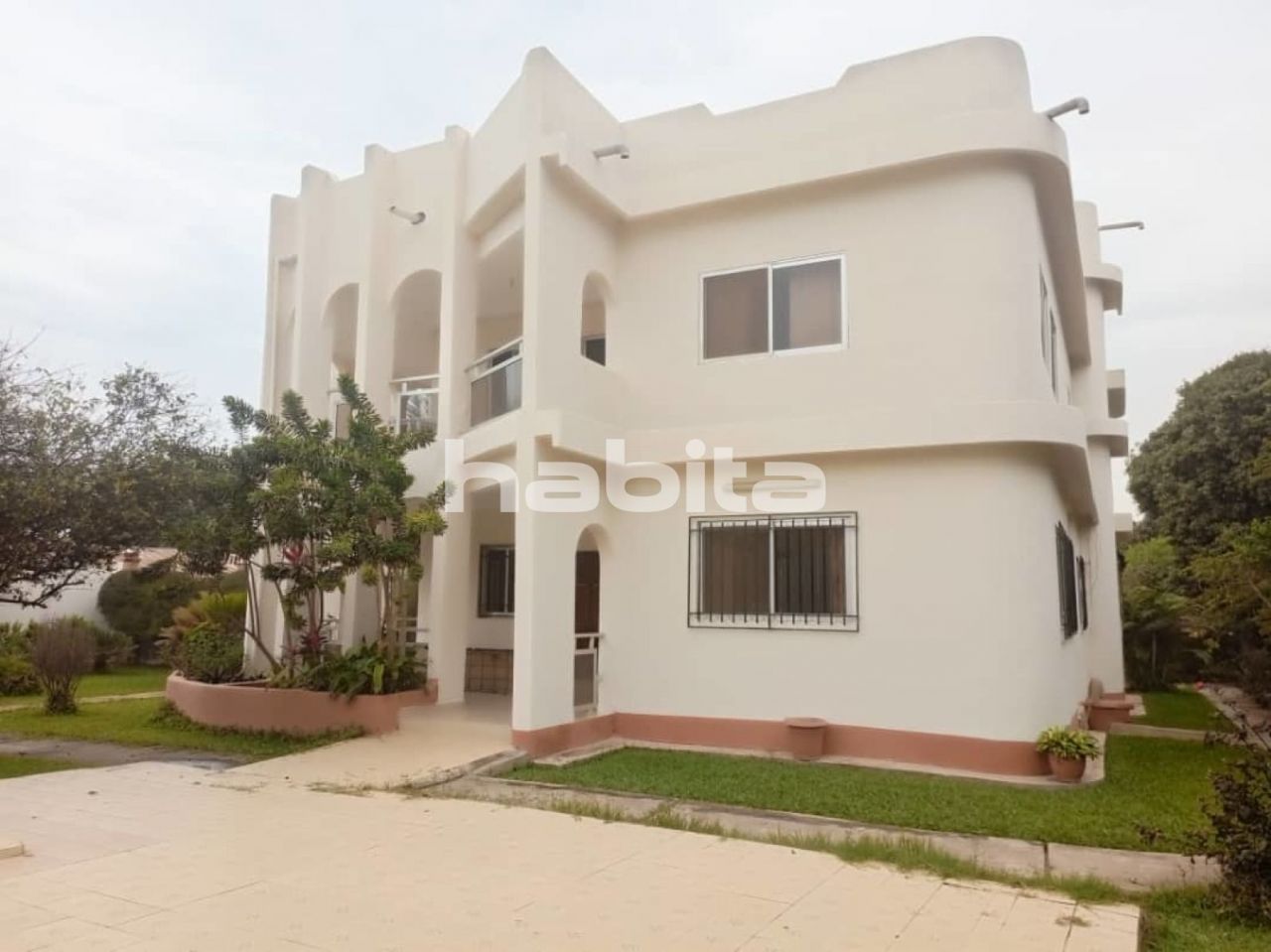 Casa Sukuta, Gambia, 286 m2 - imagen 1