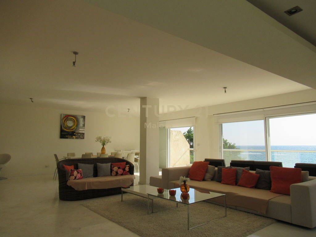 Apartment in Limassol, Cyprus, 214 sq.m - picture 1