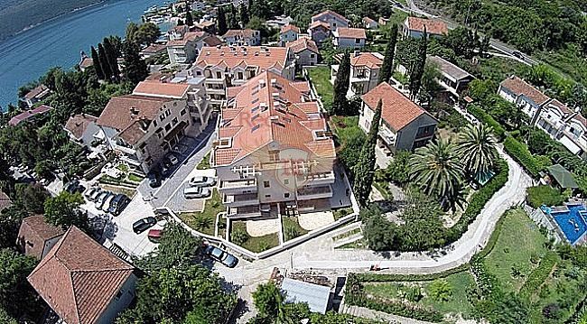 Wohnung in Kotor, Montenegro, 83 m2 - Foto 1