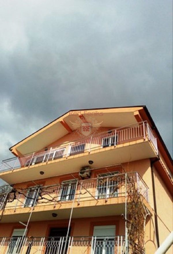 House in Herceg-Novi, Montenegro, 461 sq.m - picture 1