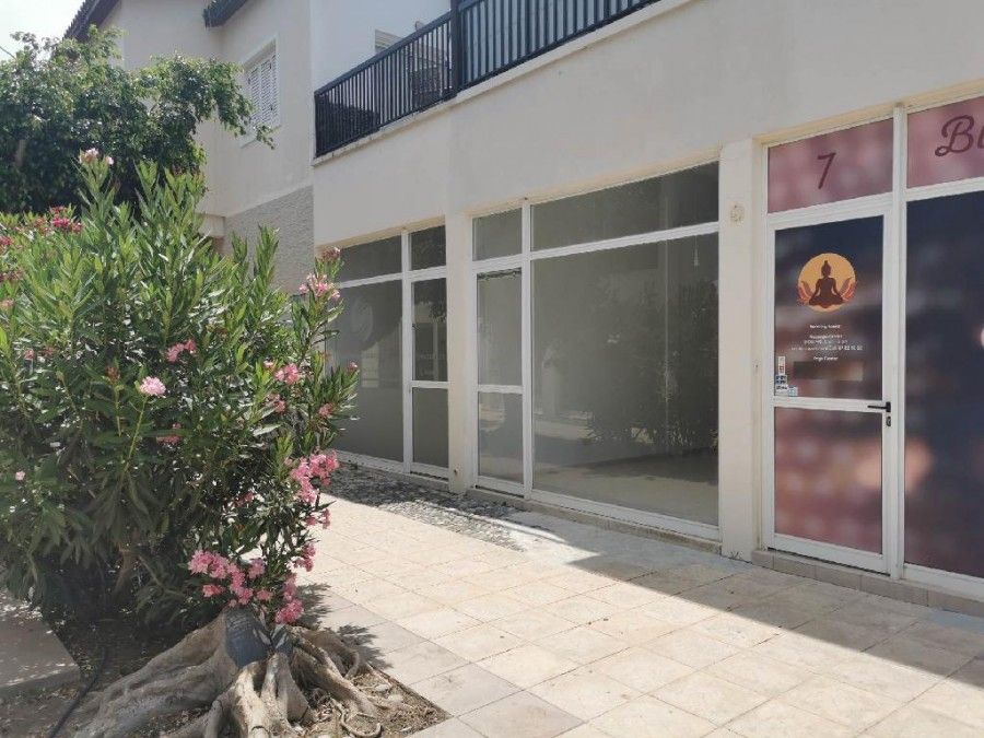 Geschäft in Paphos, Zypern, 47 m2 - Foto 1