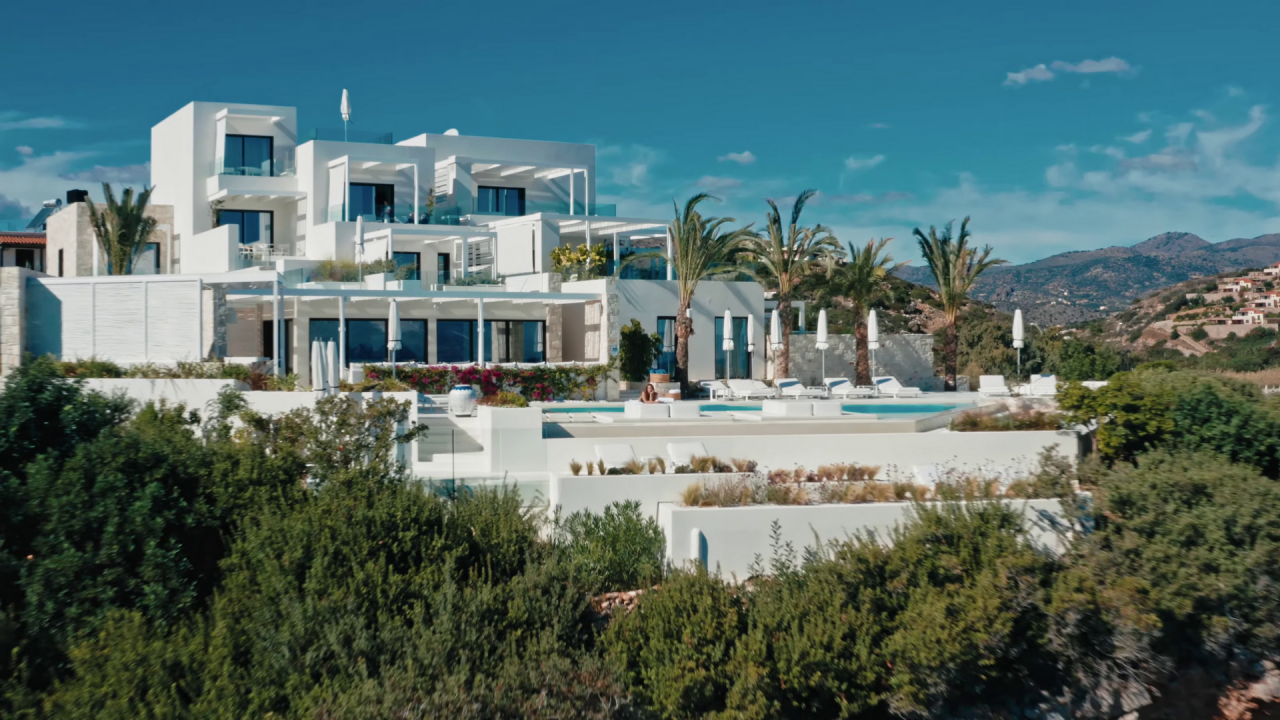 Villa in Agios Nikolaos, Griechenland, 6 000 m2 - Foto 1
