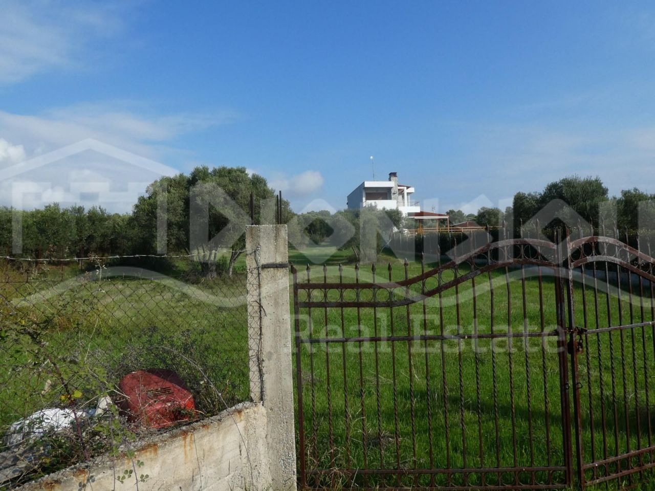 Land in Chalkidiki, Greece, 2 000 sq.m - picture 1