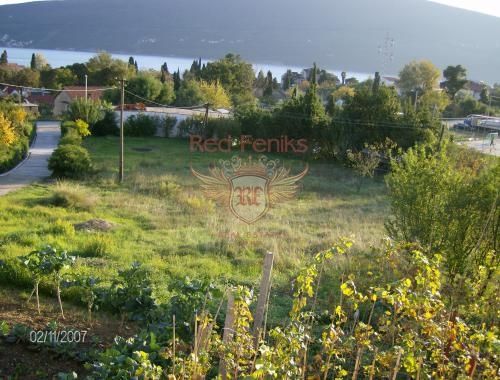 Grundstück in Herceg-Novi, Montenegro, 1 232 m2 - Foto 1