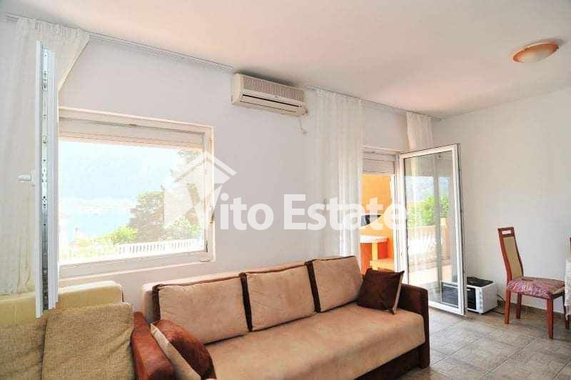 Flat in Prcanj, Montenegro, 67 sq.m - picture 1