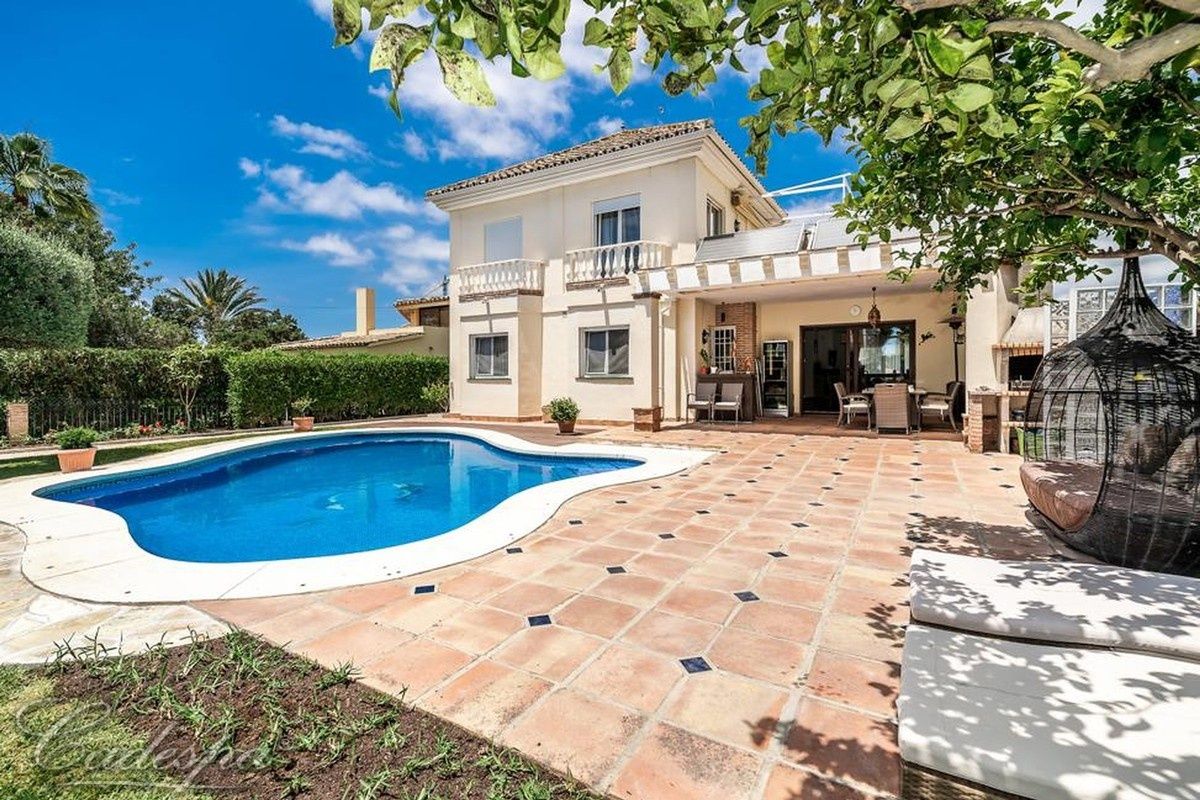 Villa in Marbella, Spanien, 464 m2 - Foto 1