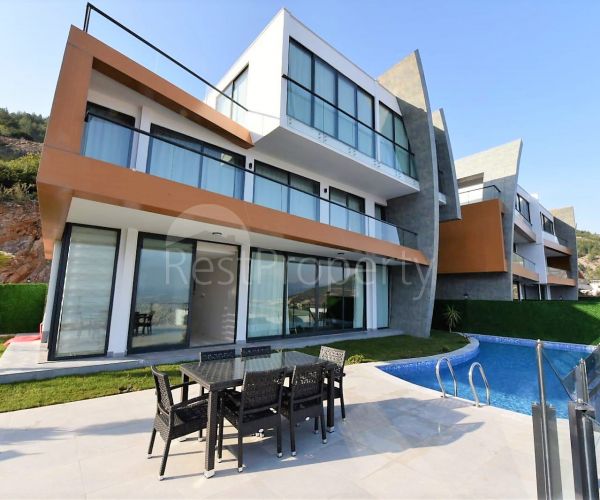 Villa in Alanya, Turkey, 330 sq.m - picture 1
