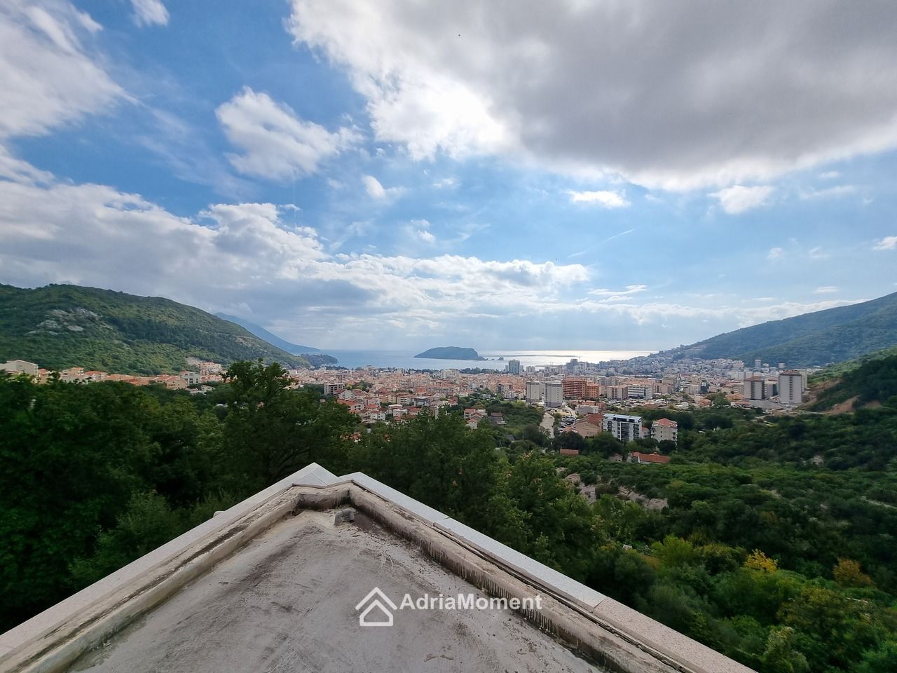 Casa en Budva, Montenegro, 456 m2 - imagen 1