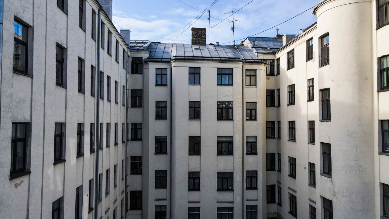 Commercial apartment building in Riga, Latvia, 6 199 sq.m - picture 1