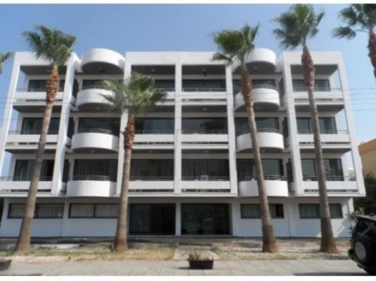 Commercial property in Limassol, Cyprus, 1 300 sq.m - picture 1