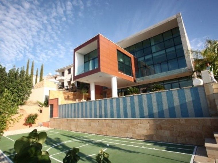 Villa in Paphos, Cyprus, 575 sq.m - picture 1