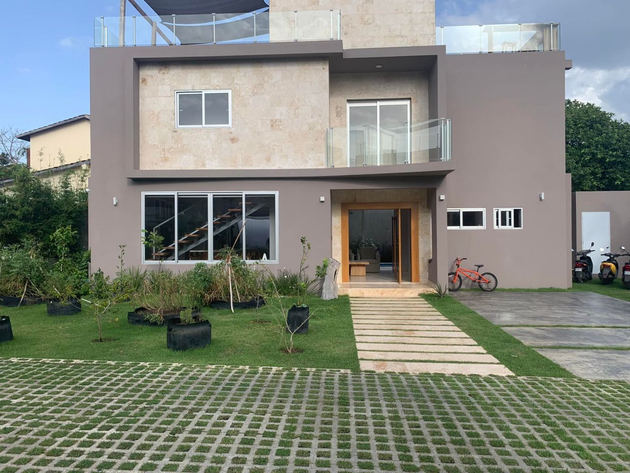 House in Cabarete, Dominican Republic, 236 sq.m - picture 1