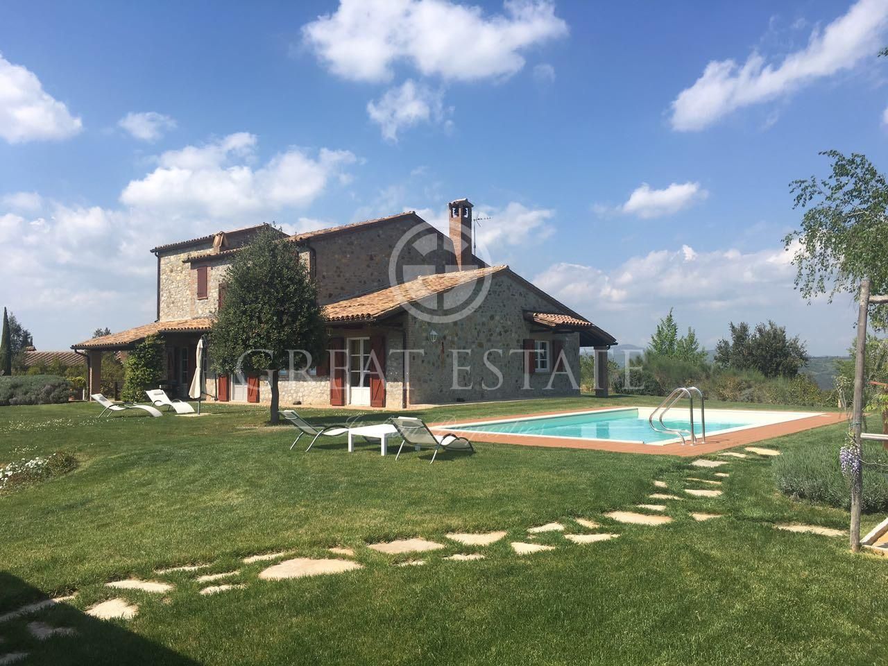 House in Ficulle, Italy, 246.45 sq.m - picture 1
