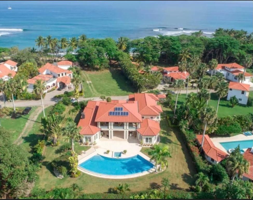 Villa in Sosua, Dominican Republic, 710 sq.m - picture 1