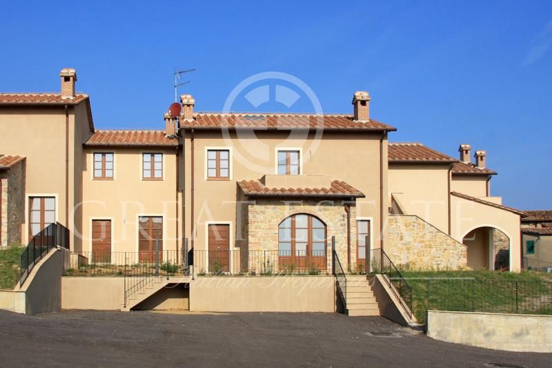 House in Cetona, Italy, 97.76 sq.m - picture 1