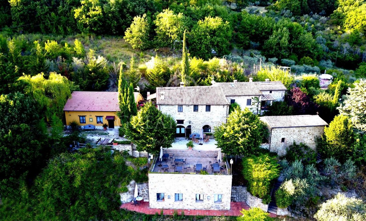 Haus in Assisi, Italien, 689.25 m2 - Foto 1