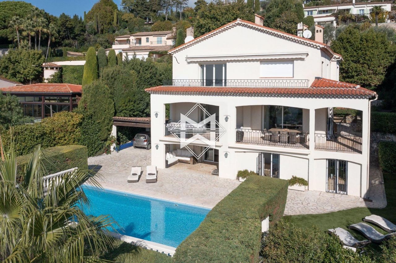 House in Mougins, France, 268 sq.m - picture 1
