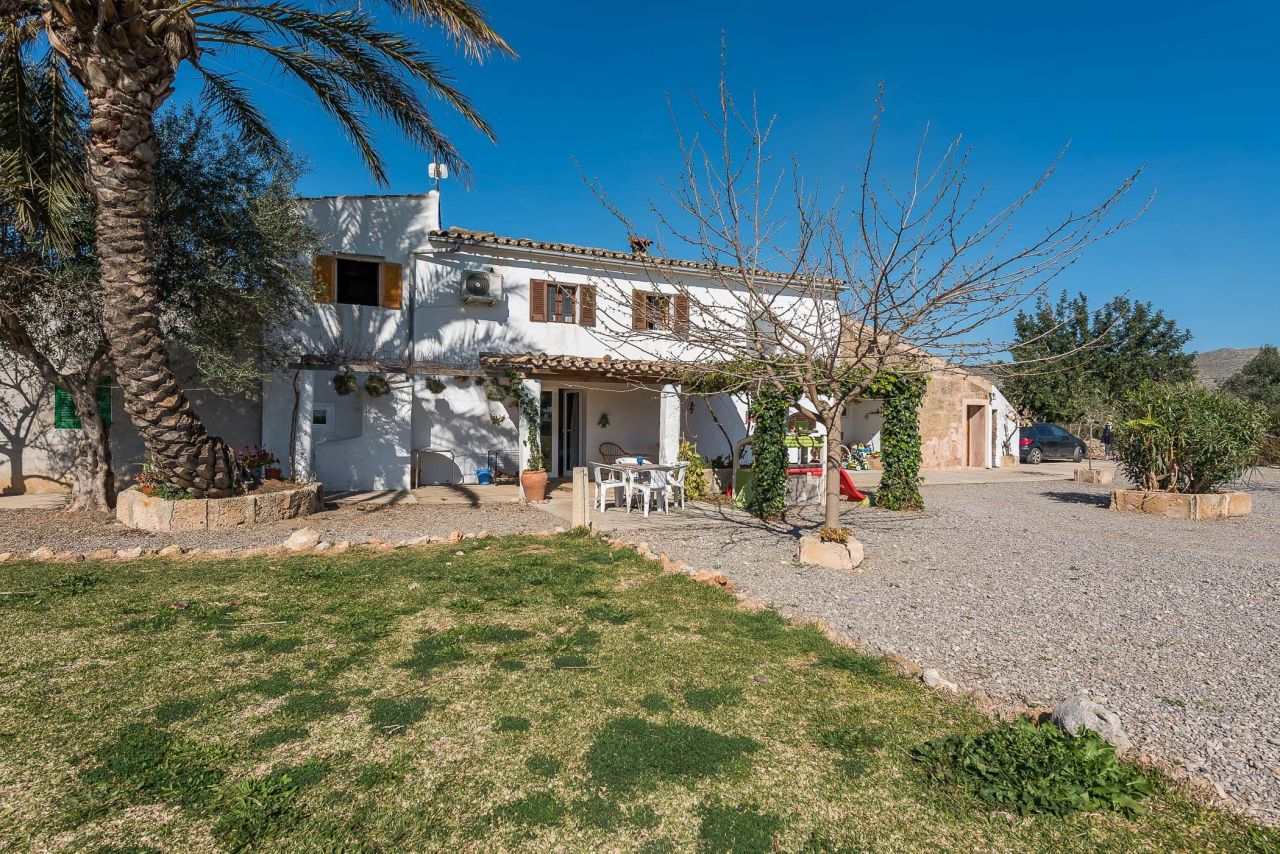 Cottage in Pollensa, Spain, 251 sq.m - picture 1