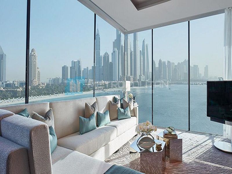 Apartment in Dubai, UAE, 552.86 sq.m - picture 1