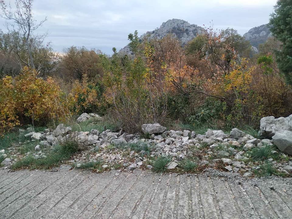 Grundstück in Sutomore, Montenegro, 405 m2 - Foto 1