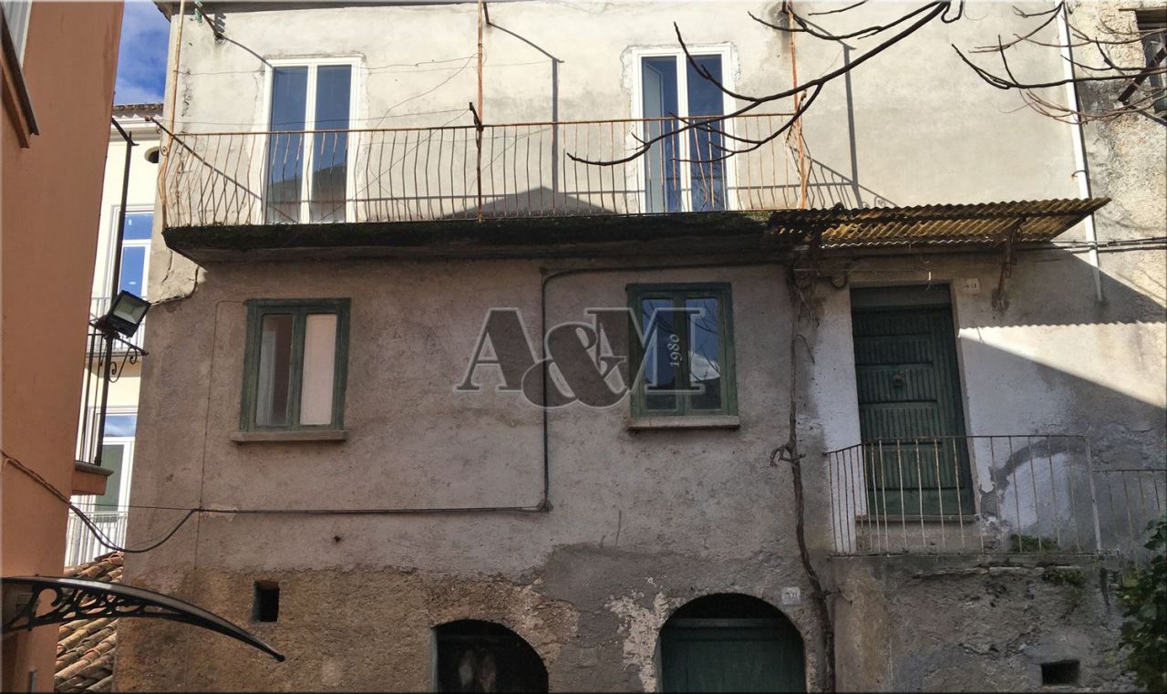 Casa en Scalea, Italia, 125 m2 - imagen 1