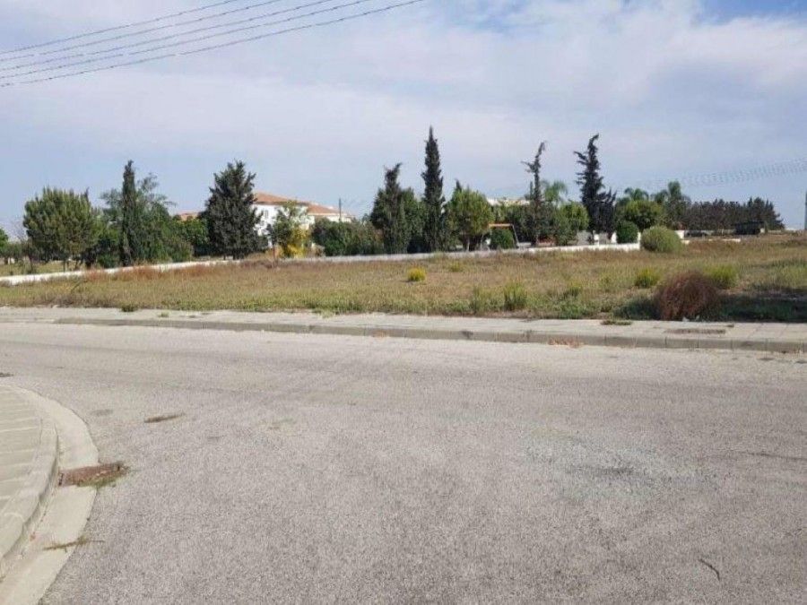Land in Larnaca, Cyprus, 574 sq.m - picture 1