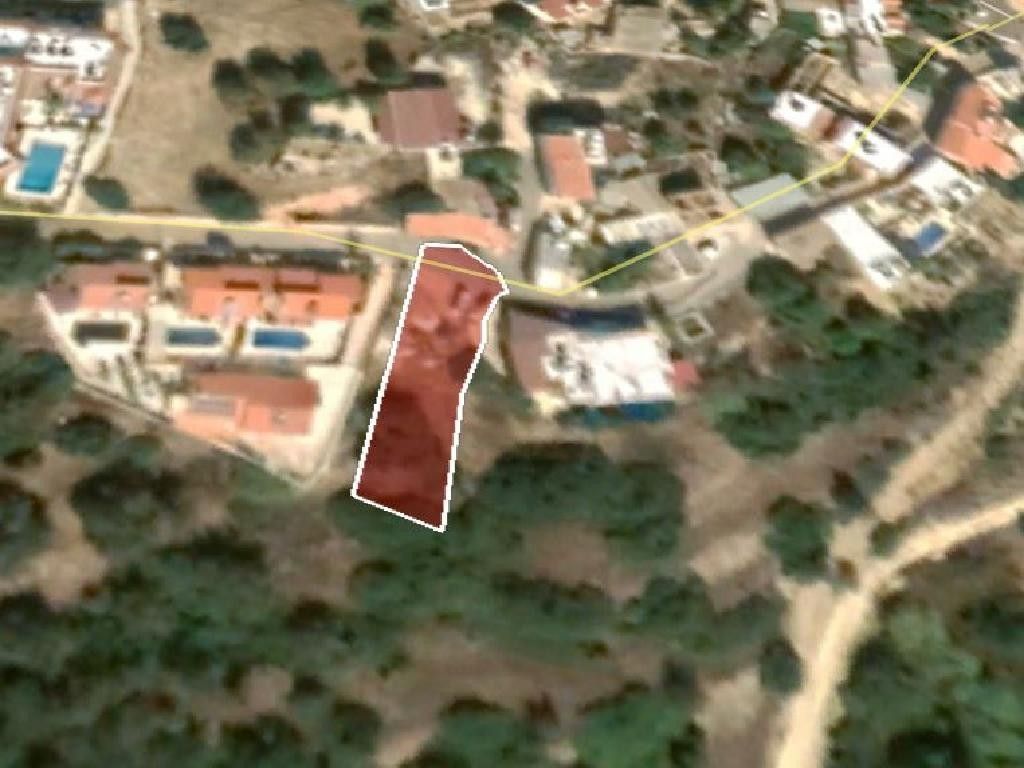 Land in Paphos, Cyprus, 669 sq.m - picture 1