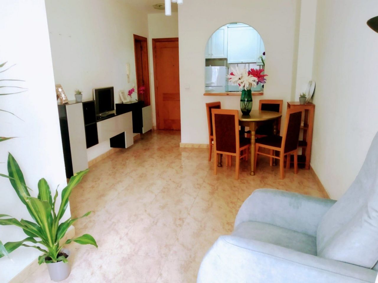 Flat in Torrevieja, Spain, 47 sq.m - picture 1