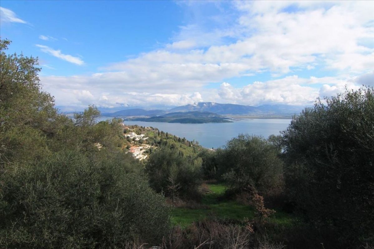 Land on Ionian Islands, Greece, 5 000 ares - picture 1