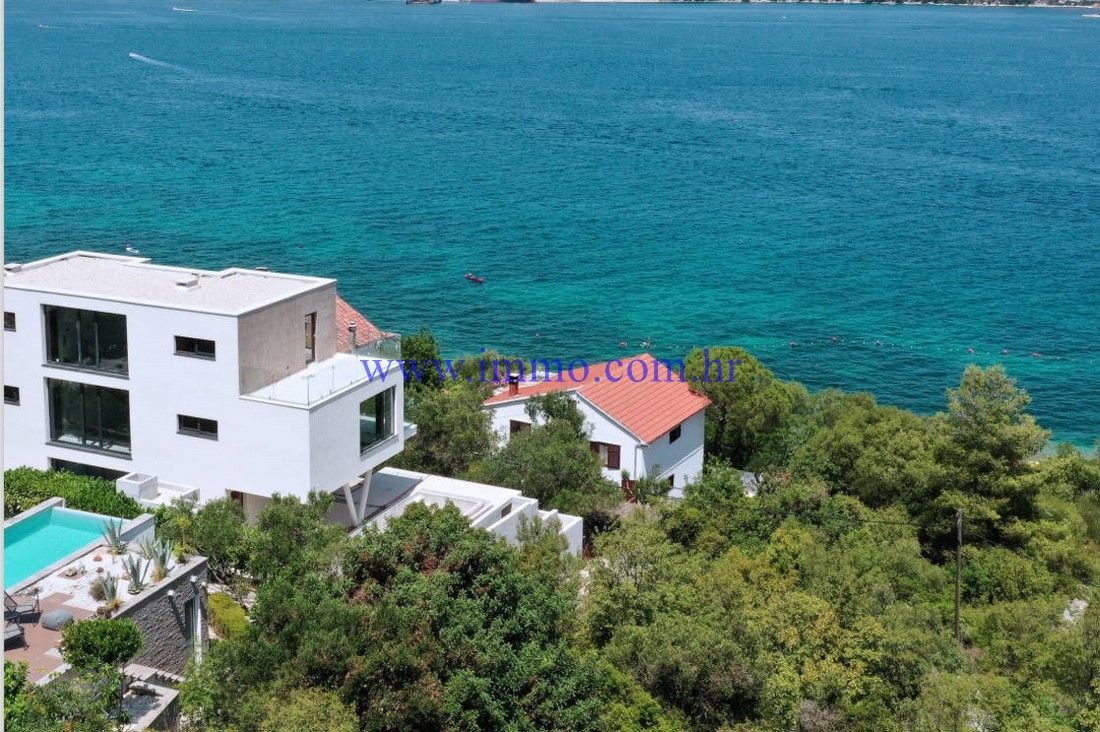 Villa en Trogir, Croacia, 310 m2 - imagen 1