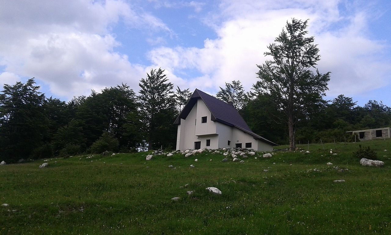 House in Zabljak, Montenegro, 77 sq.m - picture 1