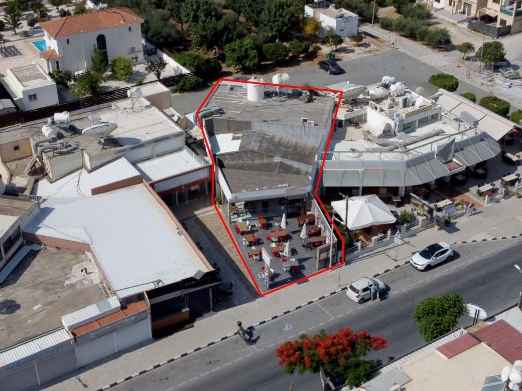 Shop in Paphos, Cyprus, 125 sq.m - picture 1