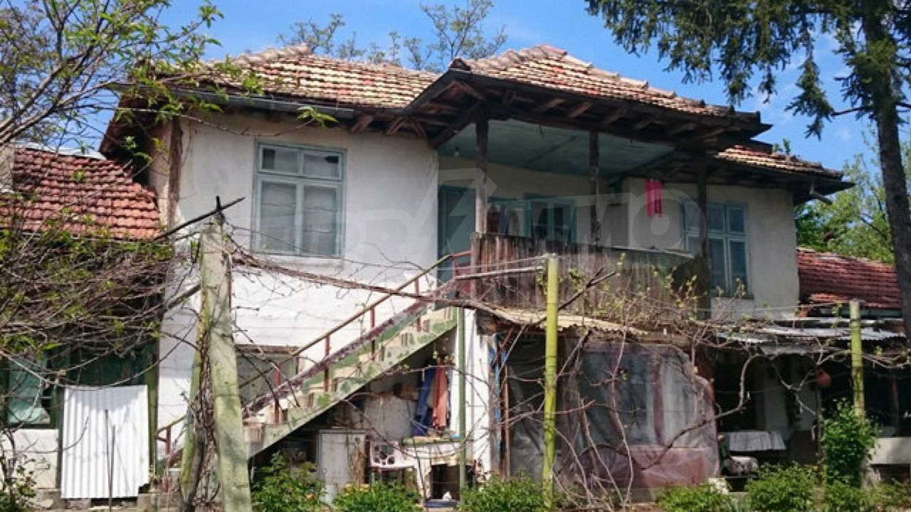Maison à Veliko Tarnovo, Bulgarie, 120 m2 - image 1
