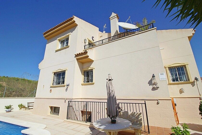Villa in Orihuela Costa, Spain, 150 sq.m - picture 1