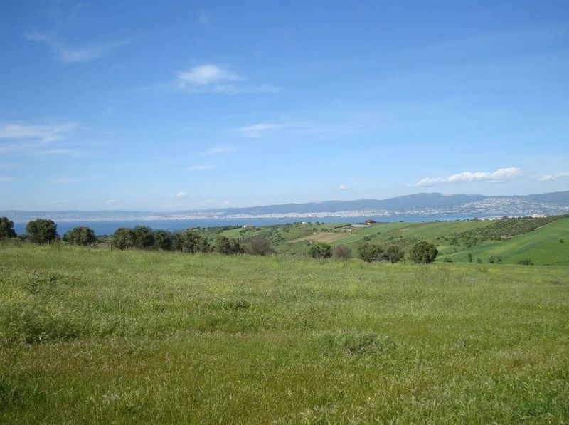 Land in Thessaloniki, Greece, 4 770 sq.m - picture 1