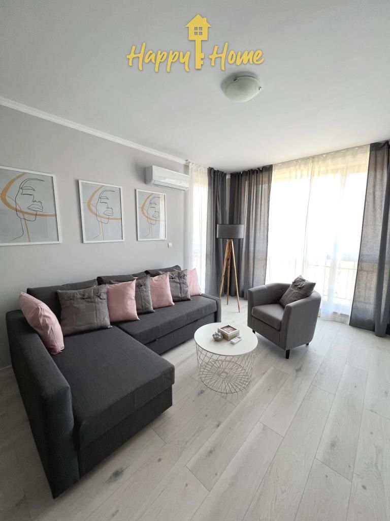 Apartment in Elenite, Bulgaria, 58.11 sq.m - picture 1