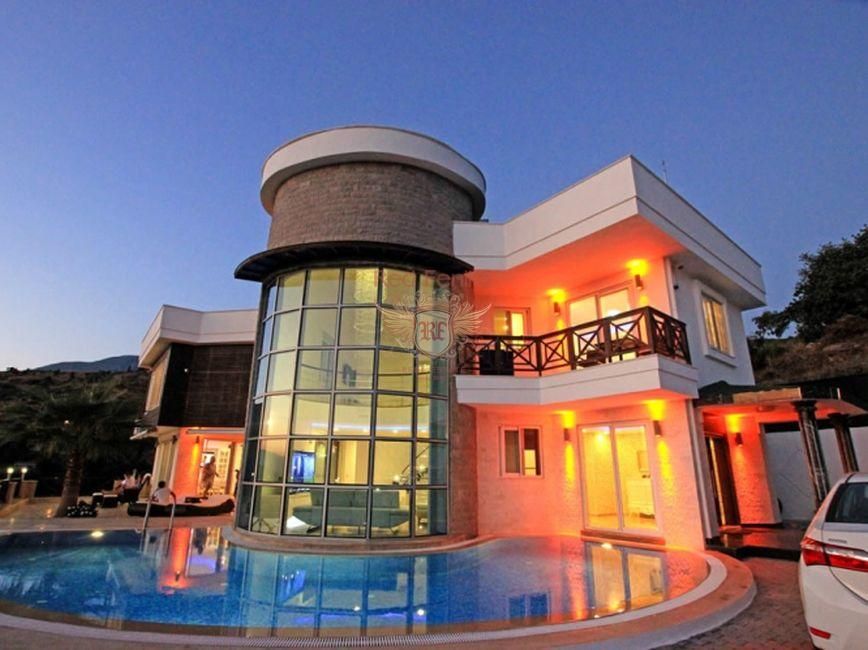 House in Alanya, Turkey, 577 sq.m - picture 1
