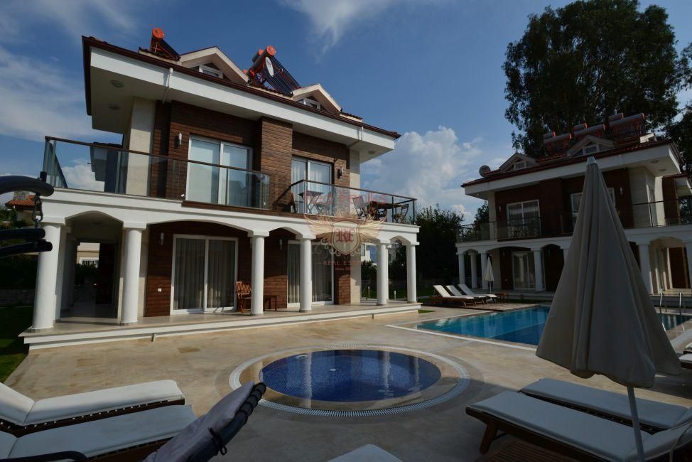 Flat in Fethiye, Turkey, 85 sq.m - picture 1