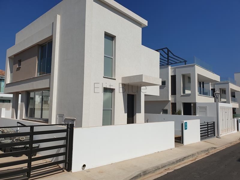 House in Protaras, Cyprus, 168 sq.m - picture 1